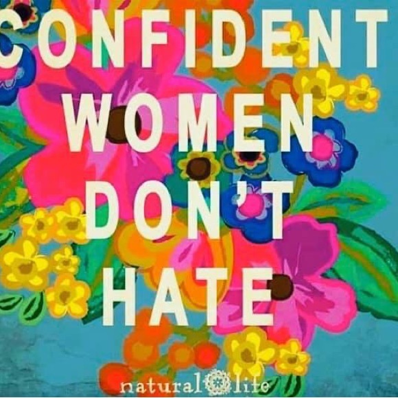 Meet your Posher, April - Picture 13 of 16